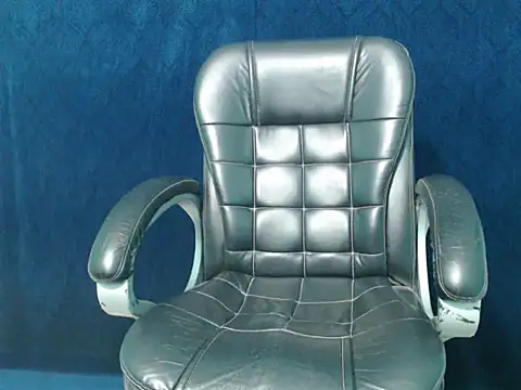 Yashi online show from 10.27.25