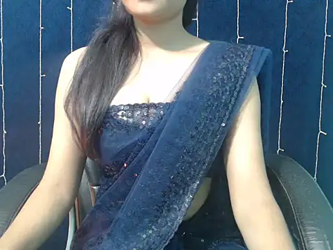 Yashi online show from 11.15.25