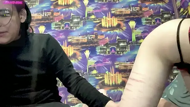 Snapshot of SIBBLlnGraypac chatting on 12.22.24 SIBBLlnGraypac online show from 12.22.24