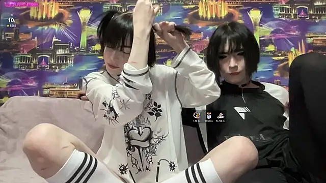 Snapshot of SIBBLlnGraypac chatting on 02.11.25 SIBBLlnGraypac online show from 02.11.25