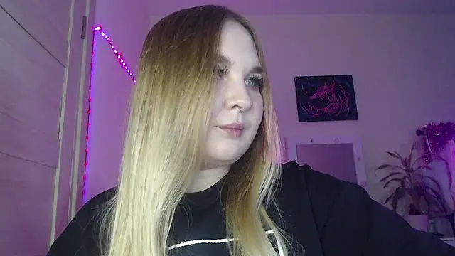 Greeenfriends6969 online show from 12.27.24