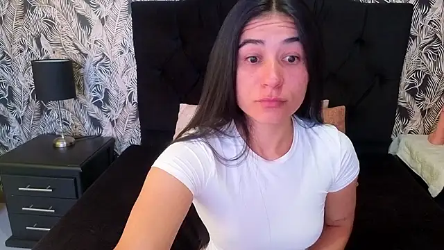 Snapshot of ChloeTurner_ chatting on 02.21.26 ChloeTurner online show from 02.21.26