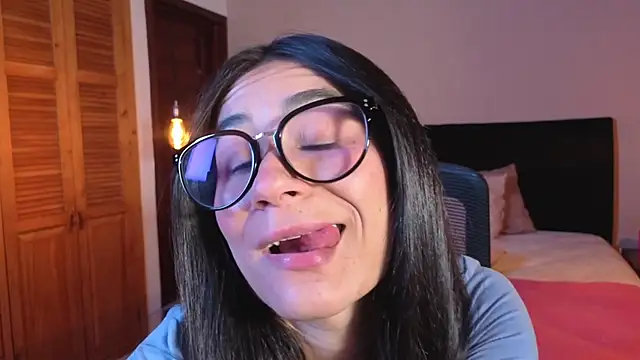 ChloeTurner  online show from 03.24.26