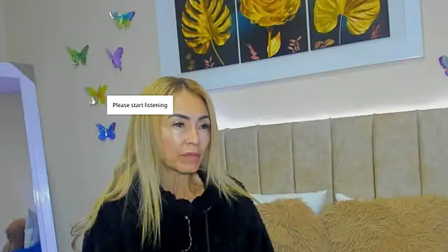 Snapshot of emagarcia chatting on 09.24.25 emagarcia online show from 09.24.25