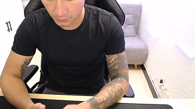 Snapshot of team_dinamite69 chatting on 02.10.26 team dinamite69 online show from 02.10.26