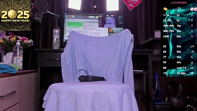 Raissa sky26 online show from 01.03.25