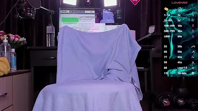 Raissa sky26 online show from 02.13.25