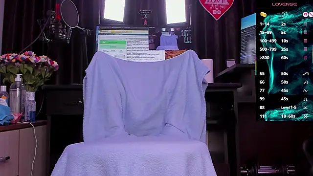 Raissa sky26 online show from 09.22.25