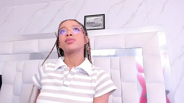 BritneyCollins online show from 09.14.25