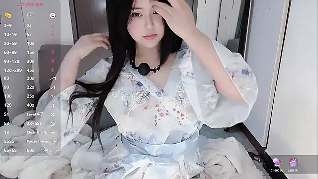 Snapshot of Fountain- chatting on 02.09.25 Fountain- online show from 02.09.25