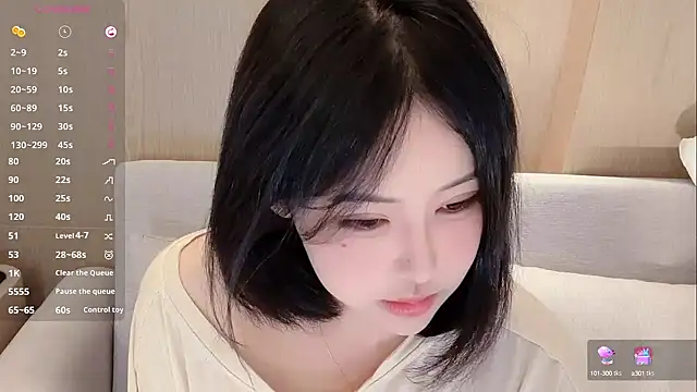 Snapshot of Fountain- chatting on 03.13.25 Fountain- online show from 03.13.25