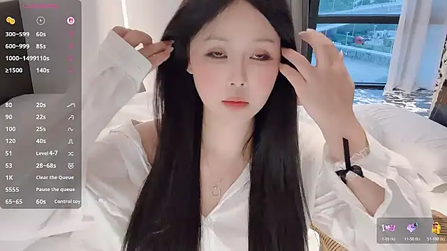 Snapshot of Fountain- chatting on 10.20.25 Fountain- online show from 10.20.25