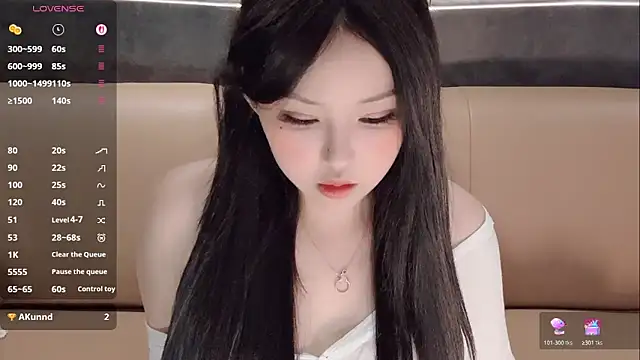 Snapshot of Fountain- chatting on 10.23.25 Fountain- online show from 10.23.25