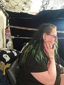 Bunny Cummings online show from 11.03.25