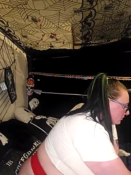 Bunny Cummings online show from 11.05.25