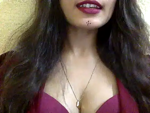 krati74 online show from 02.14.25