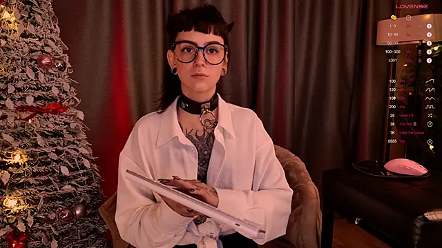 MichaellaMoon online show from 12.30.24