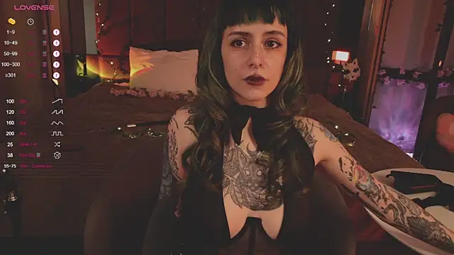 MichaellaMoon online show from 02.21.25