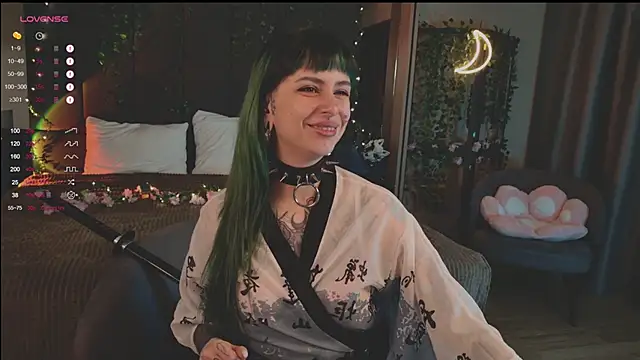 MichaellaMoon online show from 03.23.25