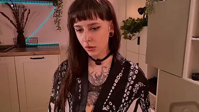 MichaellaMoon online show from 05.31.26