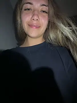 Iris lee online show from 03.07.25