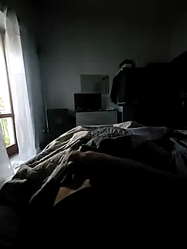 bella82 online show from 10.13.25