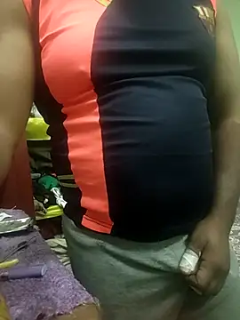 Snapshot of ShelfyOfferer chatting on 12.19.25 ShelfyOfferer online show from 12.19.25