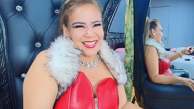 Snapshot of MelaniaKnauss chatting on 01.31.25 MelaniaKnauss online show from 01.31.25