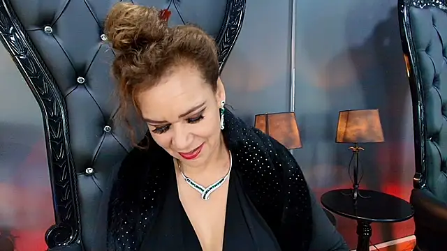 Snapshot of MelaniaKnauss chatting on 02.22.25 MelaniaKnauss online show from 02.22.25