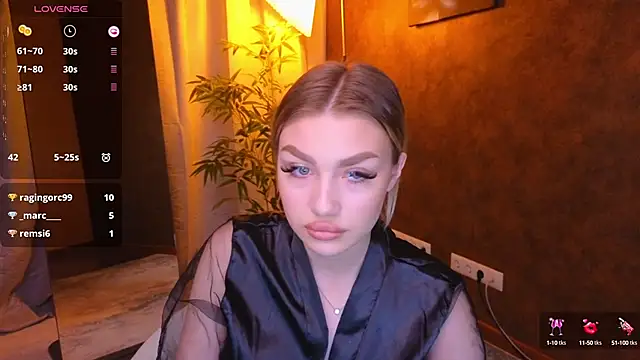 Ella Milla online show from 01.09.25