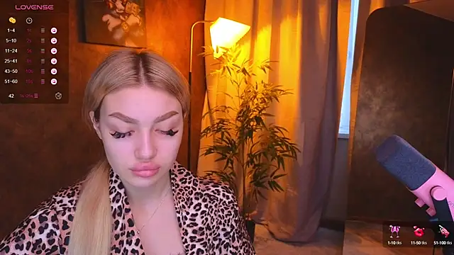 Ella Milla online show from 01.14.25