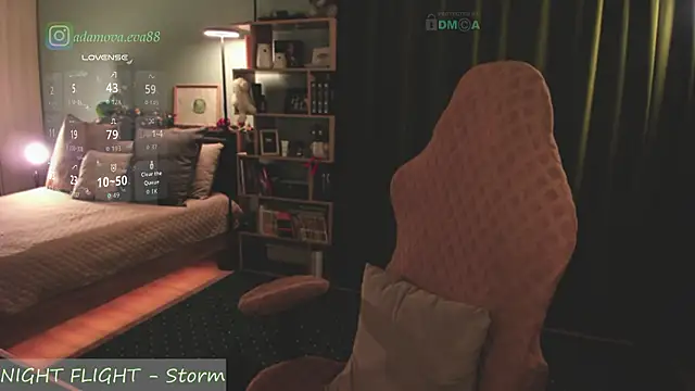 Snapshot of _Eva_Adama chatting on 07.16.26 Eva Adama online show from 07.16.26