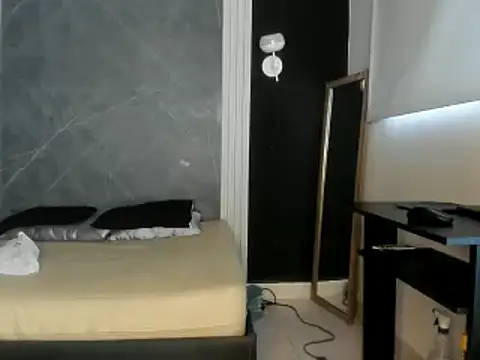 Snapshot of YummyDuooo chatting on 01.19.25 YummyDuooo online show from 01.19.25