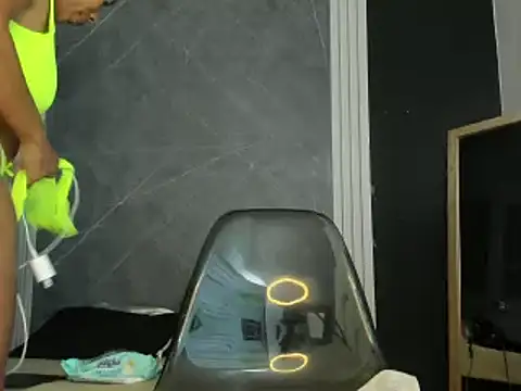 Snapshot of YummyDuooo chatting on 02.26.25 YummyDuooo online show from 02.26.25