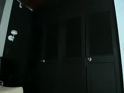 Snapshot of YummyDuooo chatting on 03.04.25 YummyDuooo online show from 03.04.25