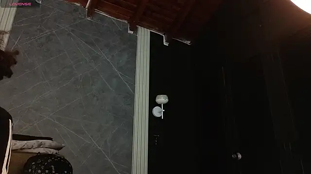 Snapshot of YummyDuooo chatting on 11.21.25 YummyDuooo online show from 11.21.25