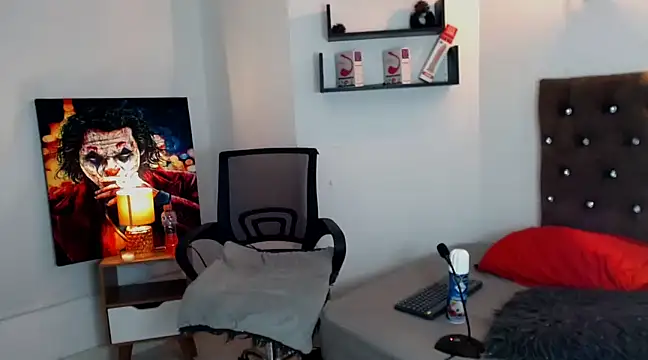 flowers18 online show from 01.12.25