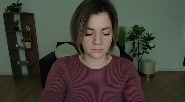 MariaSttone online show from 12.27.24