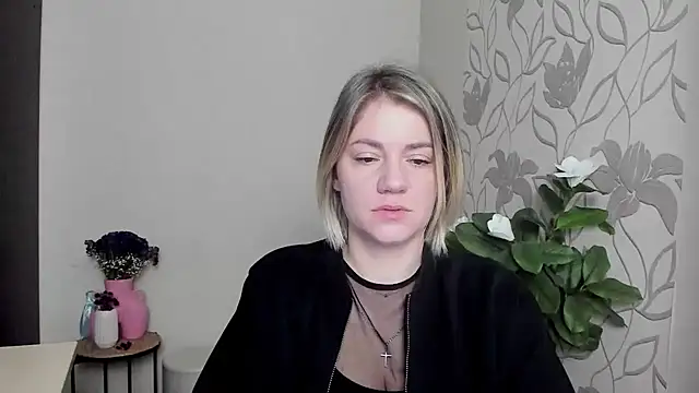 MariaSttone online show from 03.10.25