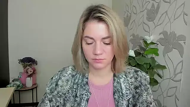 MariaSttone online show from 09.24.25