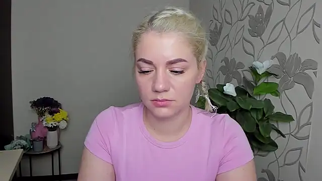 MariaSttone online show from 11.20.25