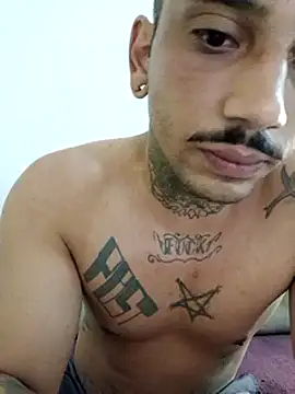 Snapshot of Guihenrick chatting on 02.28.26 Guihenrick online show from 02.28.26