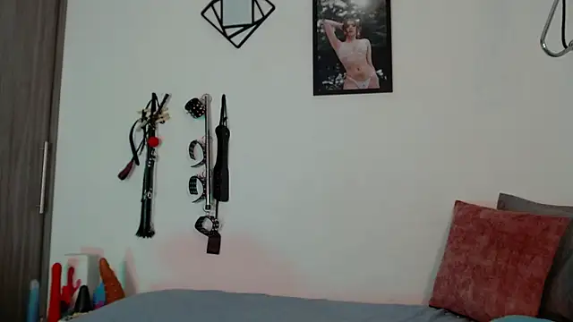 Alisson Beckett online show from 12.02.24