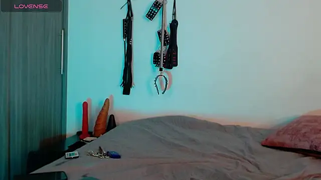 Alisson Beckett online show from 03.21.25