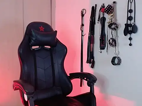 Alisson Beckett online show from 10.03.25