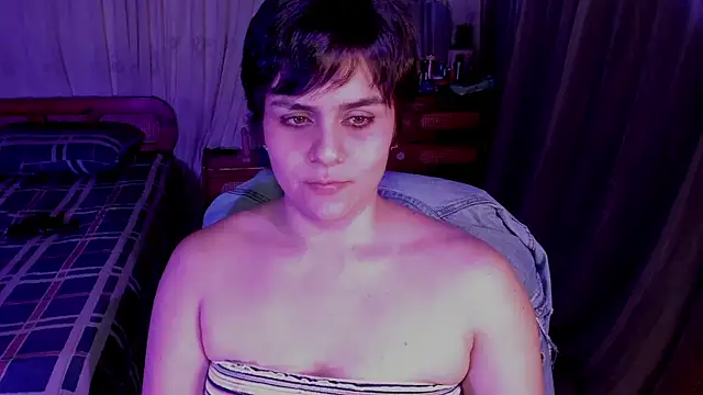 Snapshot of isabelacooperr chatting on 08.06.26 isabelacooperr online show from 08.06.26
