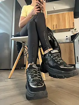 FeetVibe online show from 11.11.25