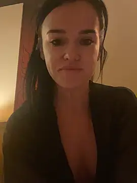 English-Chloe96 online show from 02.26.25