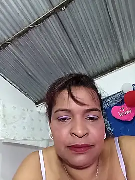 Snapshot of _violetta_- chatting on 02.12.26 violetta - online show from 02.12.26