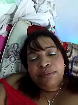 Snapshot of _violetta_- chatting on 02.14.26 violetta - online show from 02.14.26